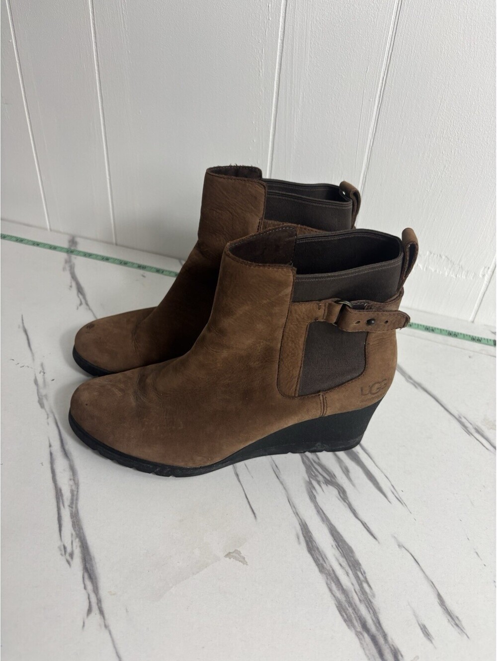 UGG Brown Leather Waterproof Women's Slip On Round Toe Short Winter Boots 8